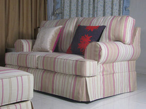 R008-2美式鄉(xiāng)村布藝沙發(fā)_艾米尼奧布藝沙發(fā)_太平洋家居網(wǎng)產(chǎn)品庫